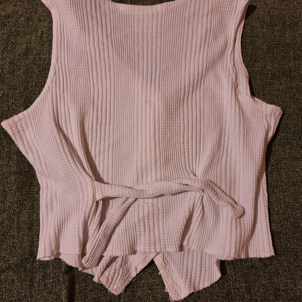 White Sleeveless Knit Top with Lace Trim - Picture 5 of 5